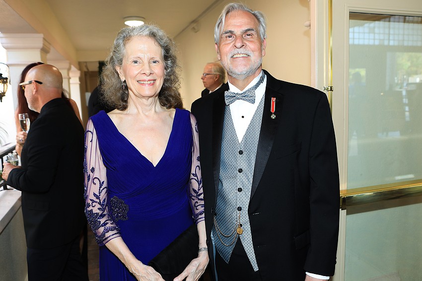 Stephanie Sundine and Artistic Director Victor DeRenzi