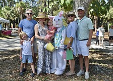 6-year-old George Barnet, Mark Salander, Kiersten Barnet, 2-year-old Elin Barnet, Minda Salander, and Alex Barnet