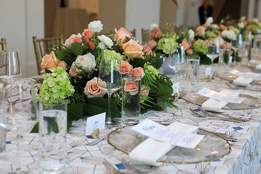 Guests met for dinner following the speaker segment.
