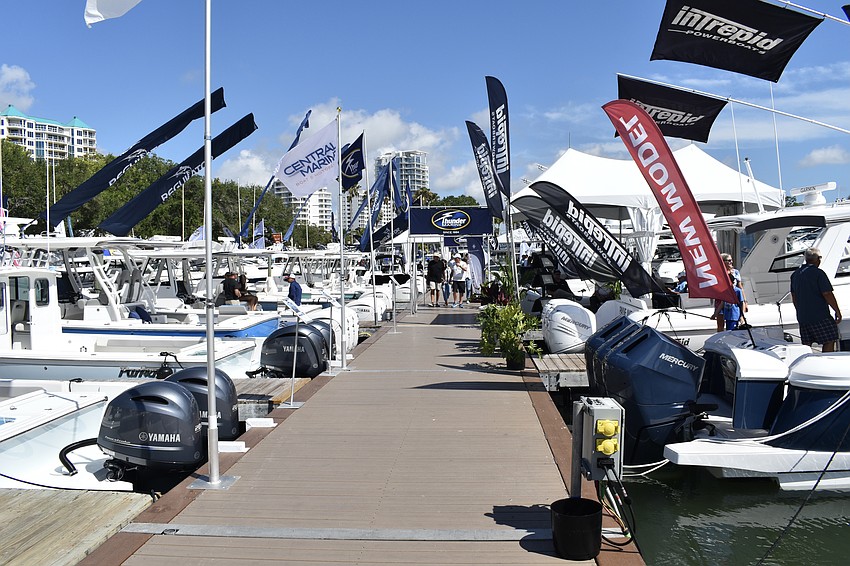 Boats line the docks beside Marina Jack.