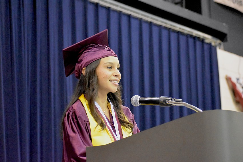 Senior Class President Shelby Nobile speaks at the ceremony.