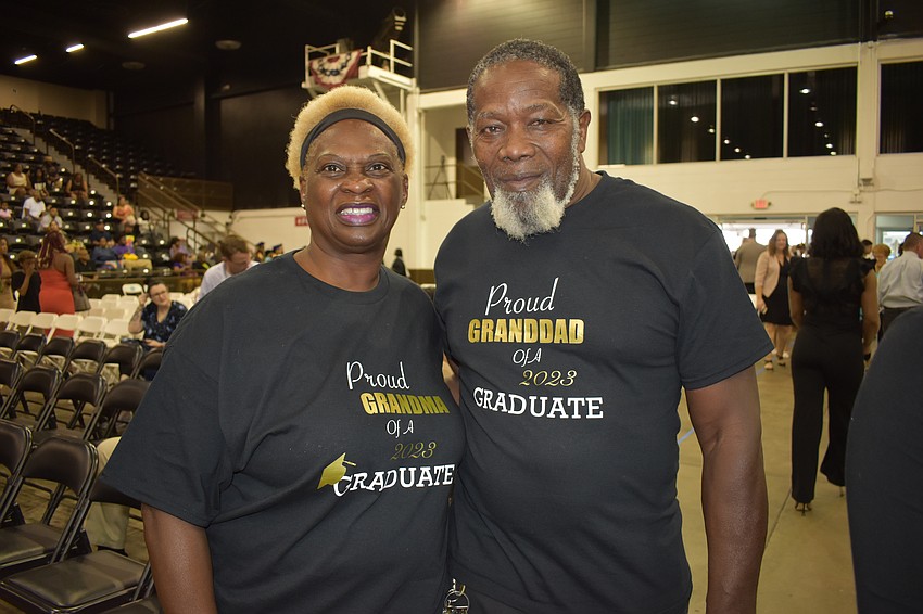 Lena and Raymond Walker dressed in honor of graduate Keon Sams.
