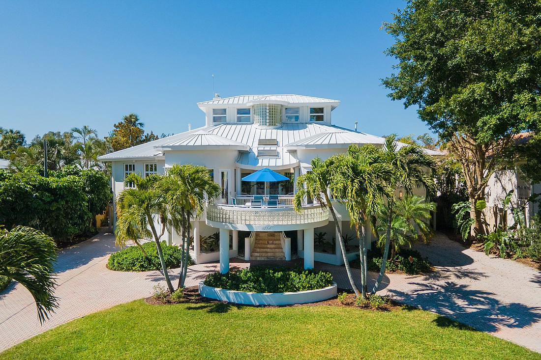 This home at 4034 Roberts Point Road, Siesta Key, tops all transactions in this week’s real estate. Built in 1990, it has five bedrooms, four-and-a-half baths, a pool and 4,599 square feet of living area.