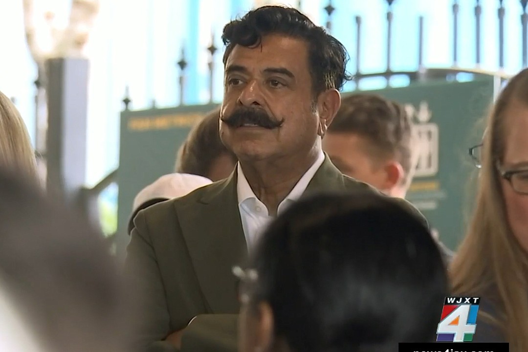 Jaguars owner Shad Khan wants 'creative solutions' to improve stadium –  Orlando Sentinel