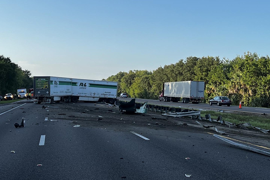 Semitrailer Crash Shuts Down Northbound I 95 From Palm Coast Parkway To Matanzas Woods Parkway 5844