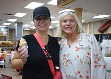 Lakewood Ranch's Jacqueline Darby shares memories of going to Mixon Fruit Farms with Janet Mixon. Darby has been going to Mixon Fruit Farms for 40 years.