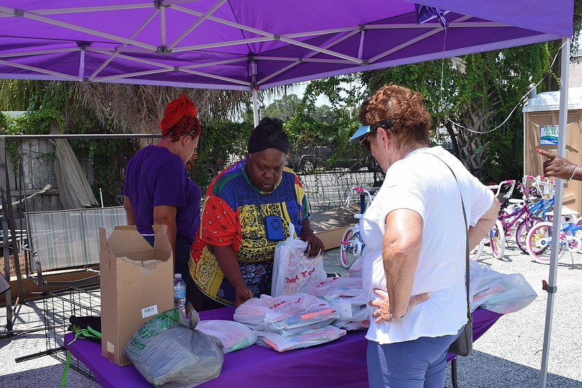 Arlene Davis from Temple Beth Israel at the Second Chance Last Opportunity back-to-school drive