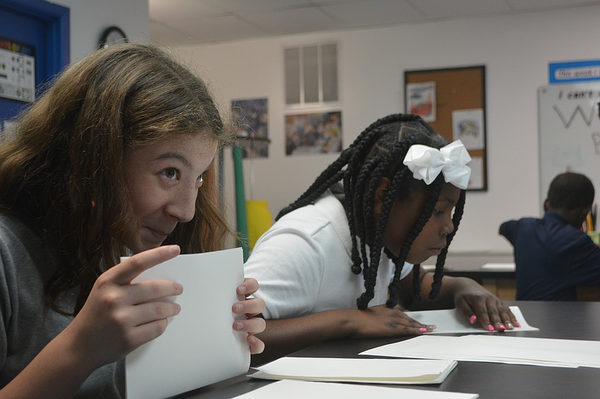 Fifth graders Vanessa Lorenzo and Nyla Carroll