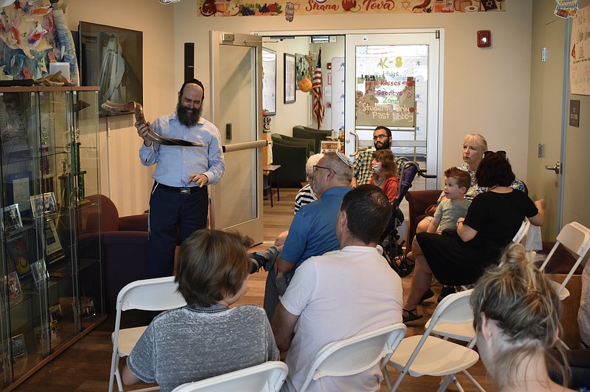 Rabbi Chaim Steinmetz hosts a talk showing different animal horns that can be used for a shofar.