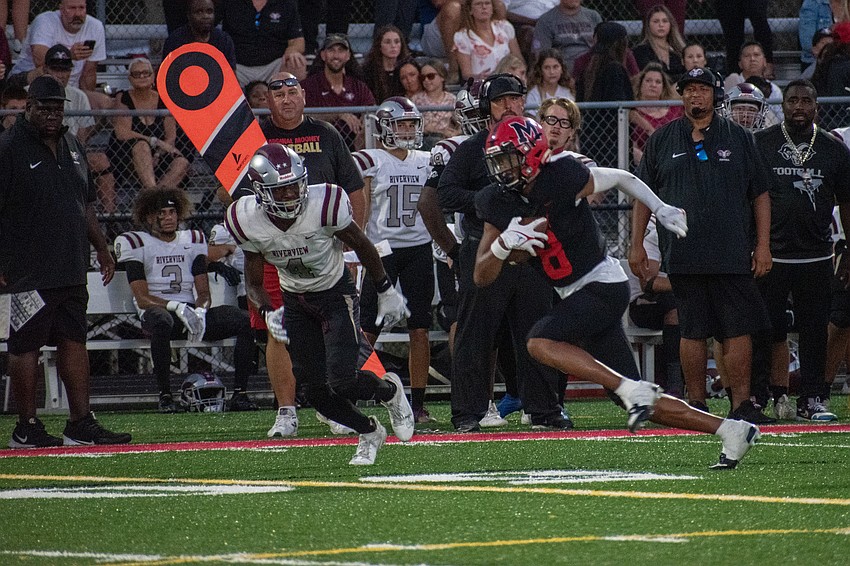 Cardinal Mooney junior Chris McCorkle (8) sprints downfield against Riverview.