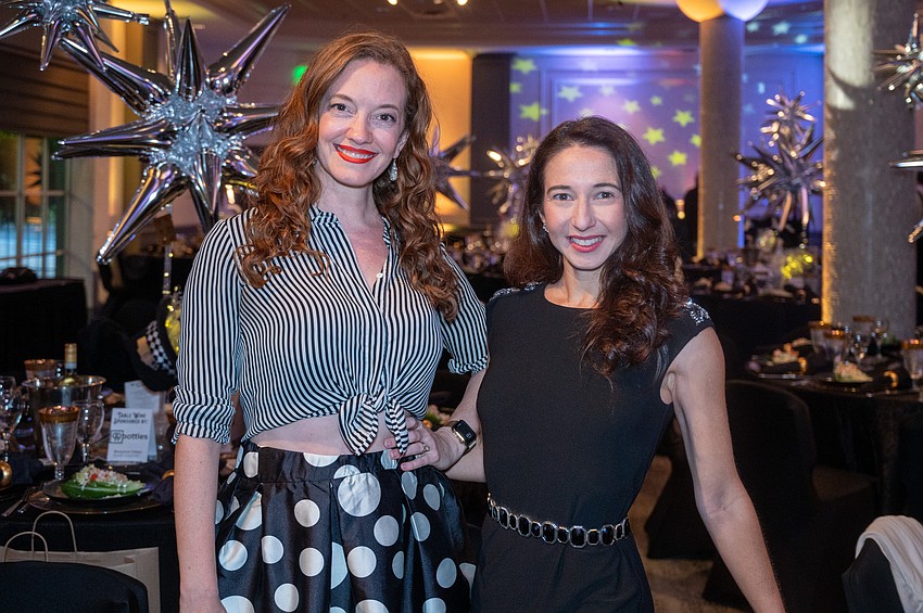 Kathryn Parks, Vanessa Russo