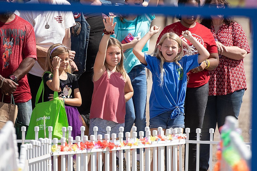 Spectators at the 2022 Creekside Festival at Princess Place. File photo by Jake Montgomery