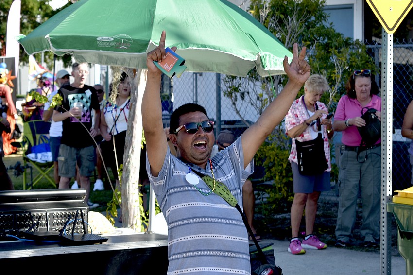 Victor Castanella shouts together with the crowd.