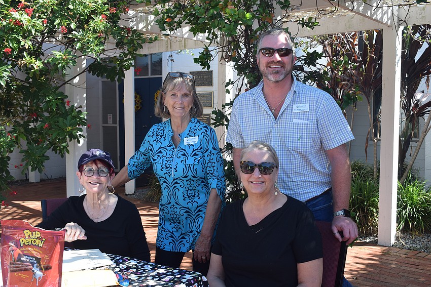 Peggy Lammers, Susan Schaefer, Reverend Brock Patterson and Becky Lietzau