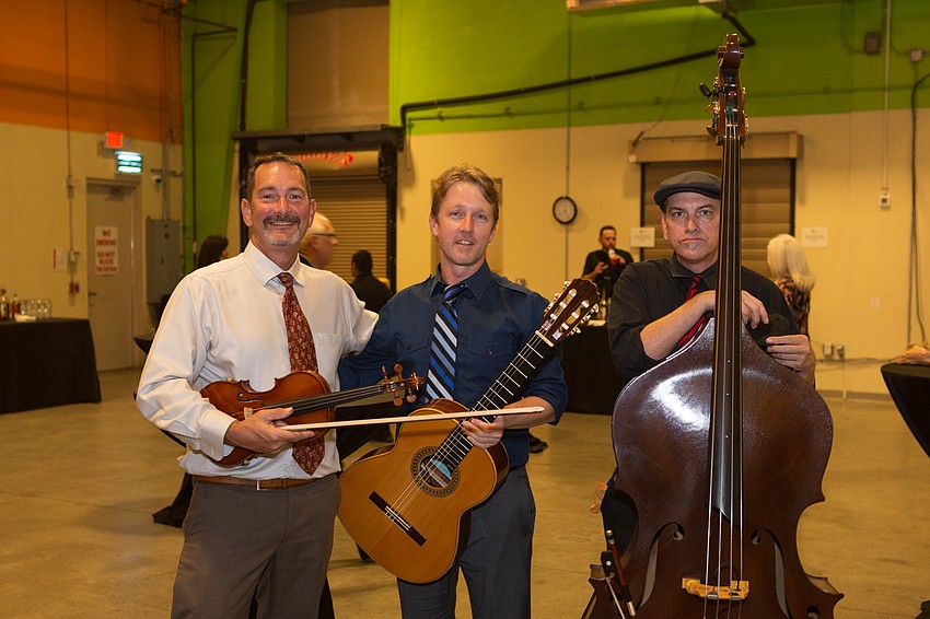 Music for the evening was provided by Hot Club of SRQ.