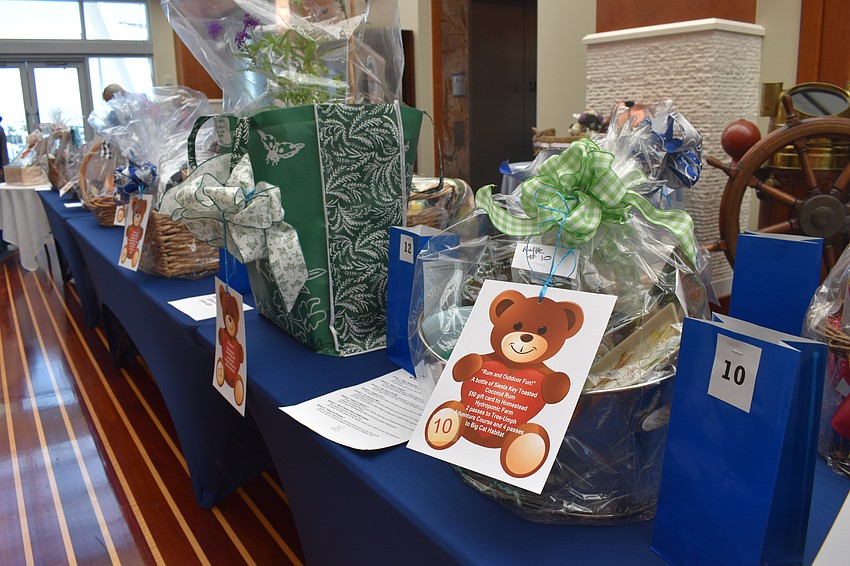 The event offered a number of raffle prizes.