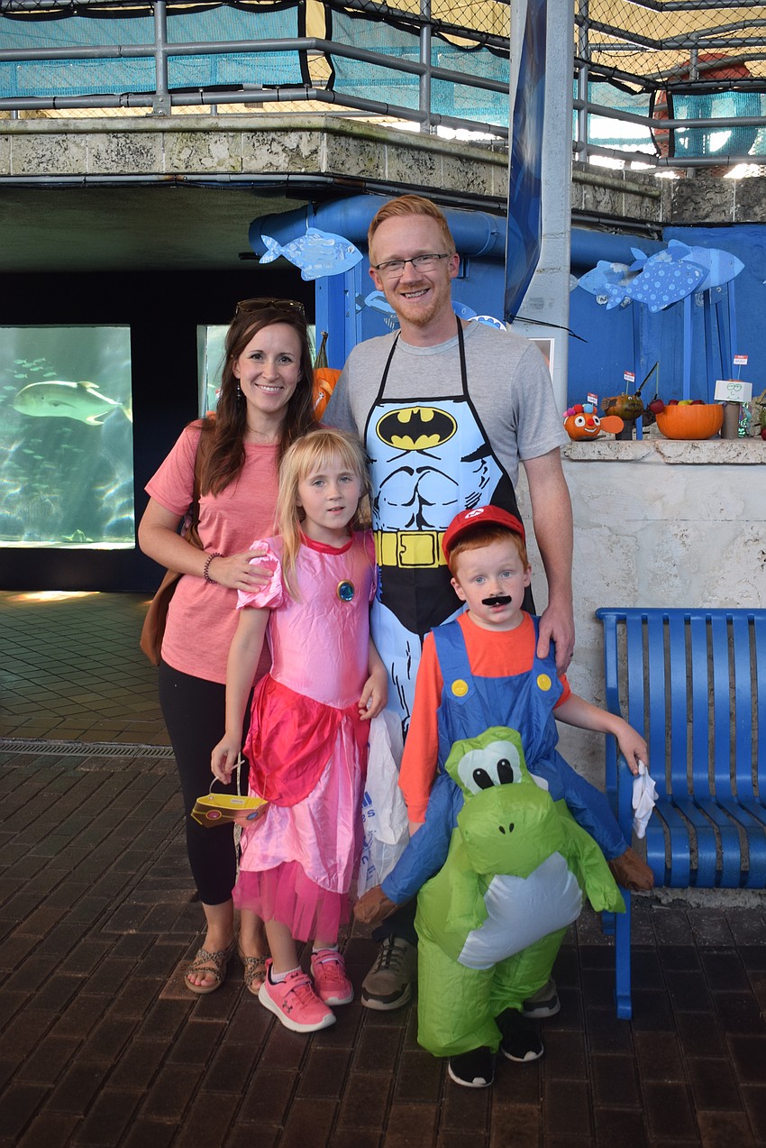 Heather, Savannah, Chuck and Bryson Shue