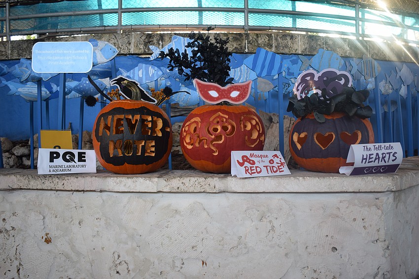 Mote's pumpkin carving contest