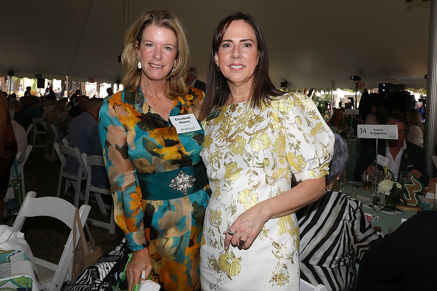 Elizabeth Moore with Clara Reynardus de Villanueva