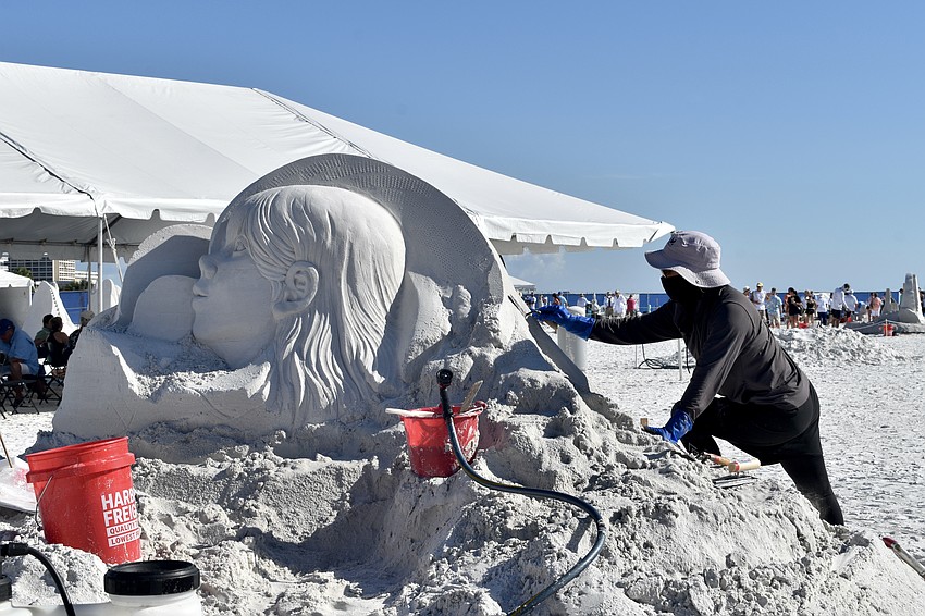 Yoshiko Matsugi of Kochi, Japan works on 