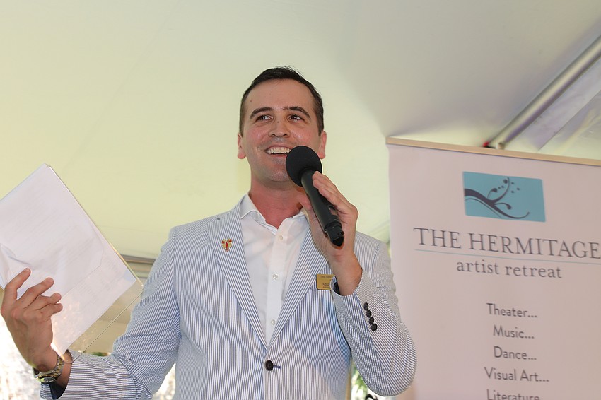 Artistic Director and CEO Andy Sandberg welcomes guests to the event.