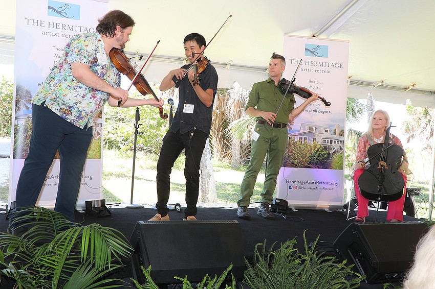 Hermitage Fellows Ralph Farris, Corin Lee, Kip Jones and Dorothy Lawson perform for attendees.
