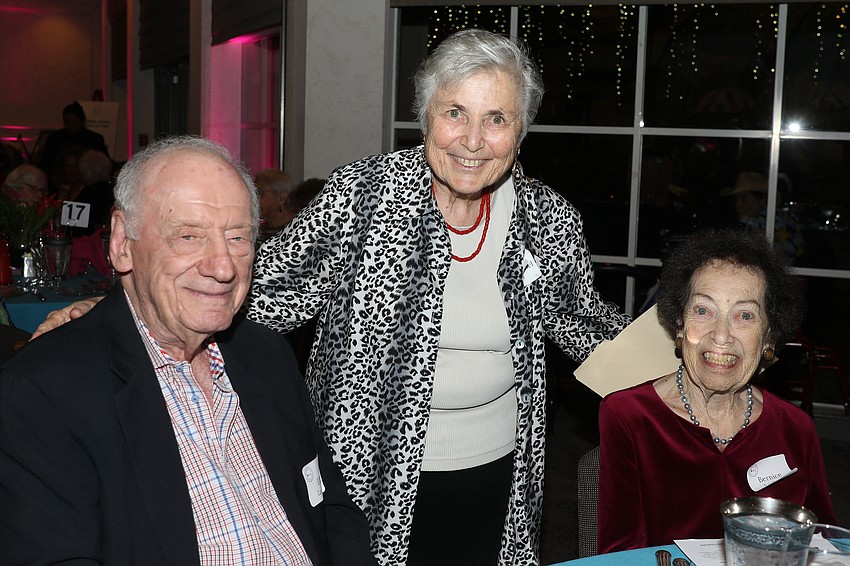 Ellis Lasberg, Rabbi Rachel Dulin and Bernice Lasberg