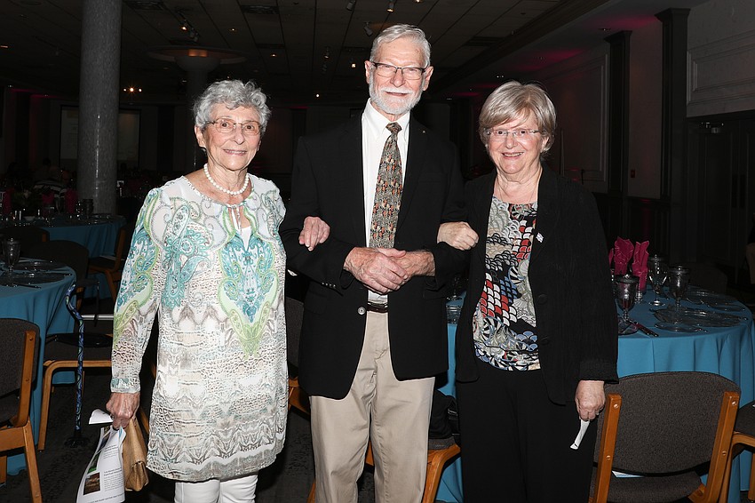 Amy Eliezer with Erwin and Carol Segal
