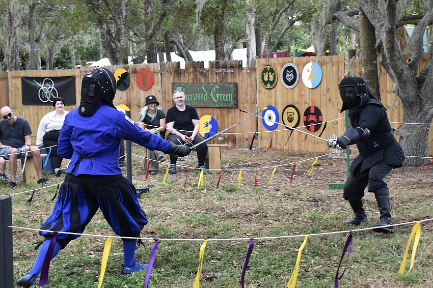 Ryan Britt faces off against Jason Callis during a demonstration by Steel Ring Academy.