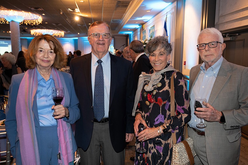 Carol Crosby and Larry Wickless with Marysue and Leon Wechsler
