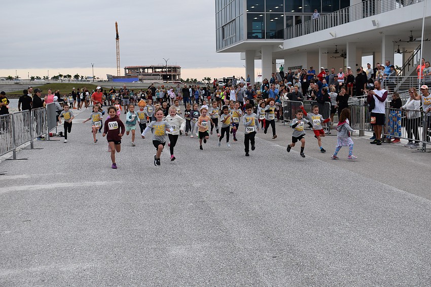 Before the start of the Florida Turkey Trot, four kids races were held for the 4-5, 6-7, 8-9 and 10-11 age groups.