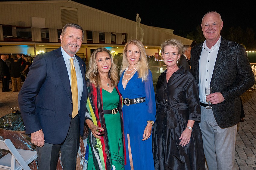 Lee Wetherington,  Evella Feldhacker, Caroline Wetherington, Veronica Brady and Scott Moore