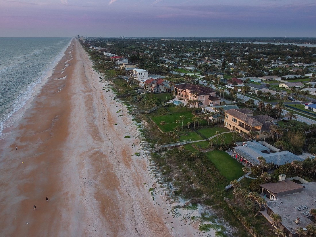 Beachfront homes line the east side of A1A in Ormond Beach. Photo courtesy of Adobe Stock/Jeff Whiting