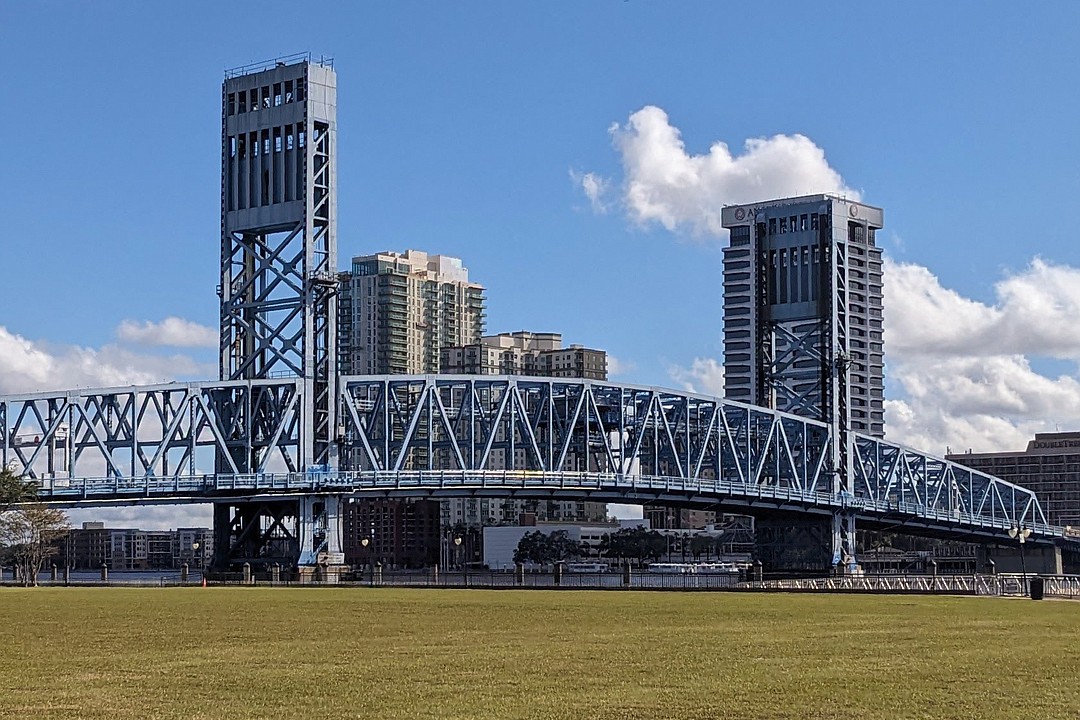 Main Street Bridge to close one southbound lane, walkway beginning Aug. 24