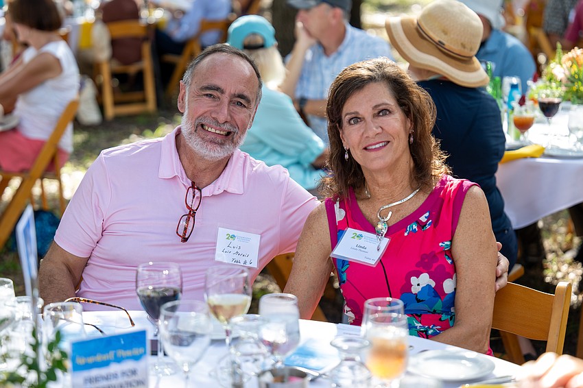 Louis Morais and Linda Thomas