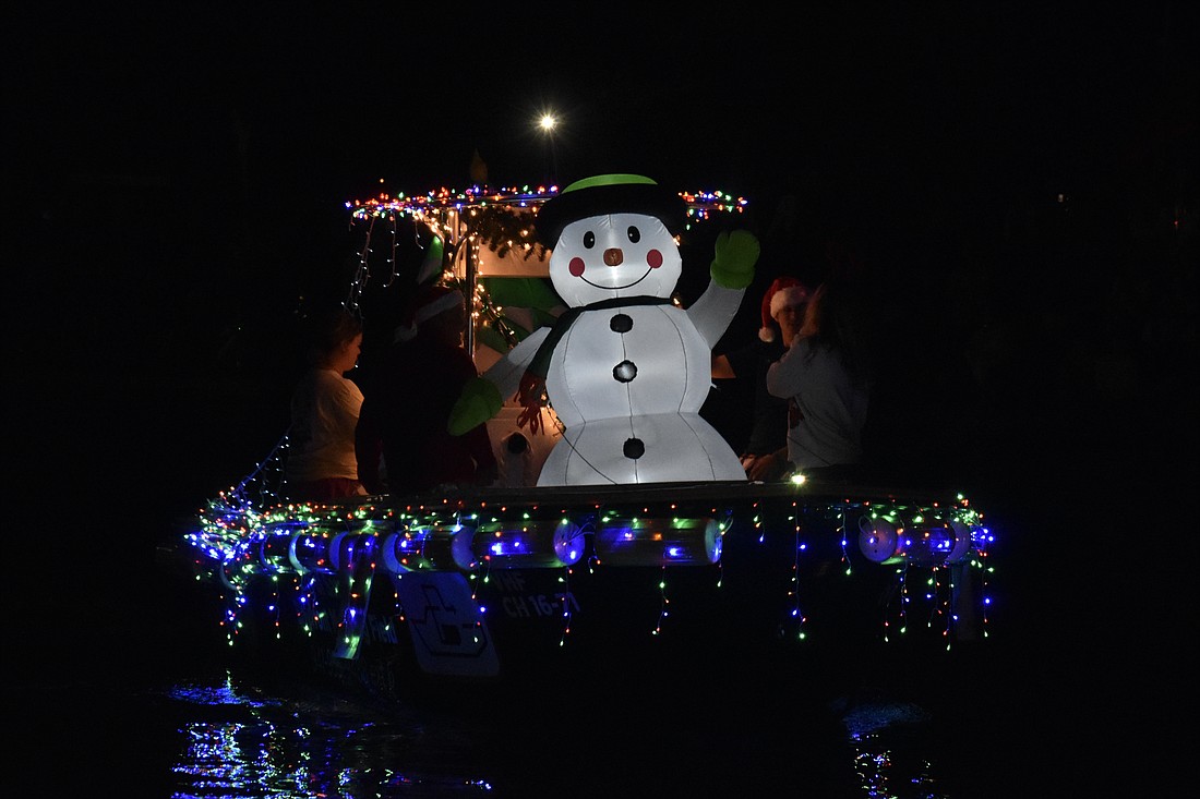 Brown Eyed Girl, captained by Cooper Tholmes, gives a wave to the audience.