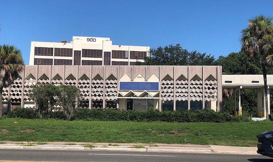 the Jacksonville City Council voted unanimously to designate the former Arlington Federal Savings & Loan building as a historic landmark.