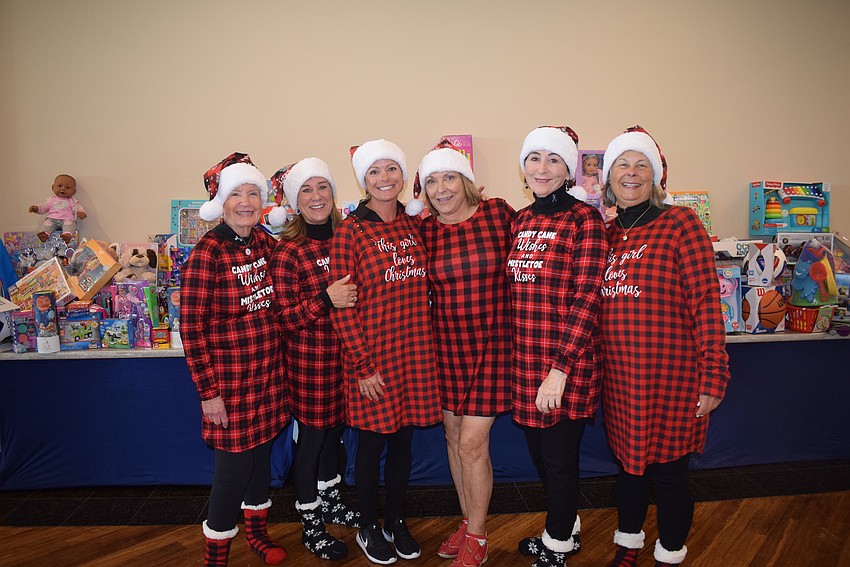 Macie McGovern, Jan Henry, Kary Robinson, Joanne Stine, Barbara Brizdle and Jan Van Iten