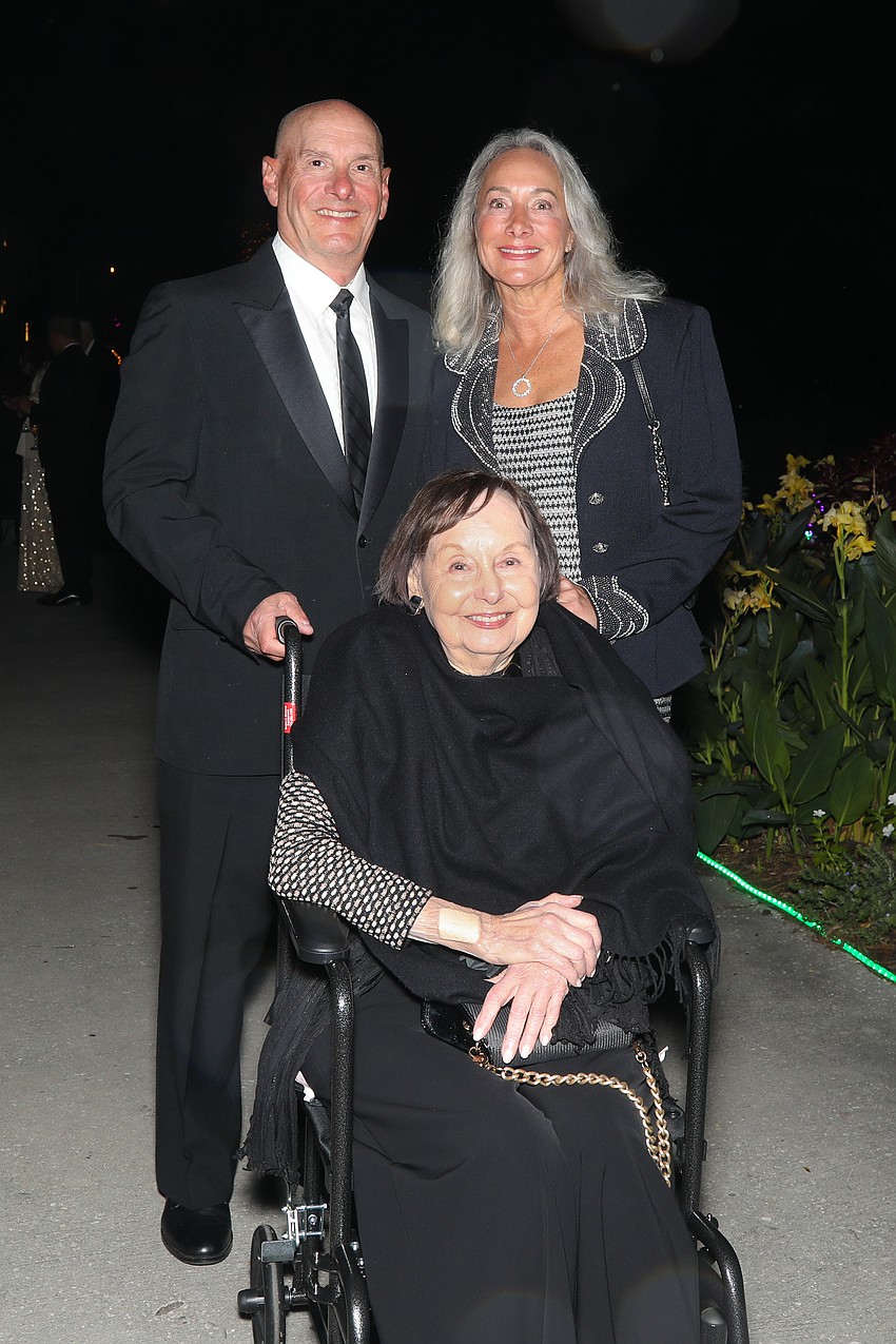 All the way from California are Ron and Debra Heimler, who make this event an annual celebration with Sarasota mom, Audrey Heimler.