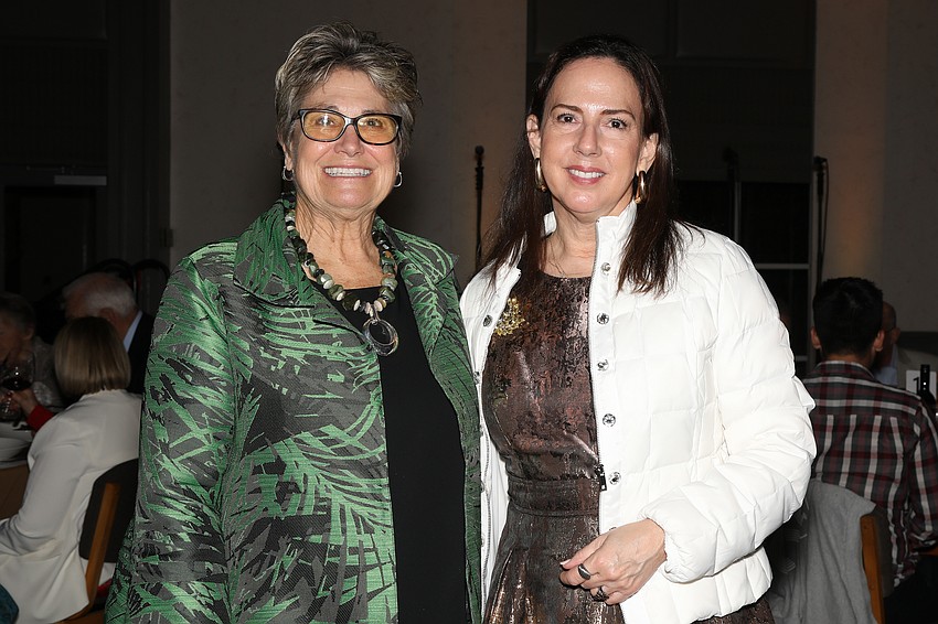 Marrie Neumer, and Clara Reynardus de Villanueva