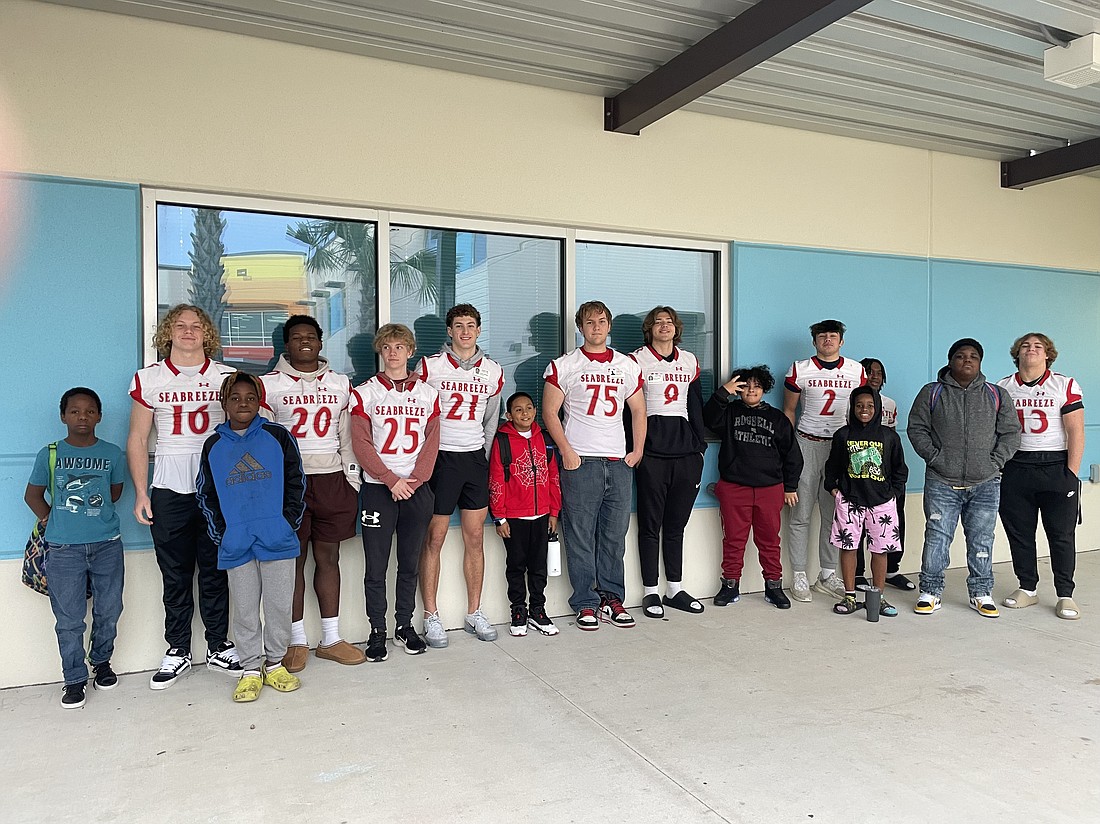 Seabreeze High School students will be mentoring Beachside Elementary students as part of a new program. Courtesy photo
