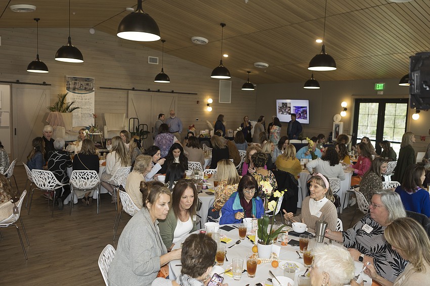 Event attendees enjoyed a delicious build-your-own bowl lunch.