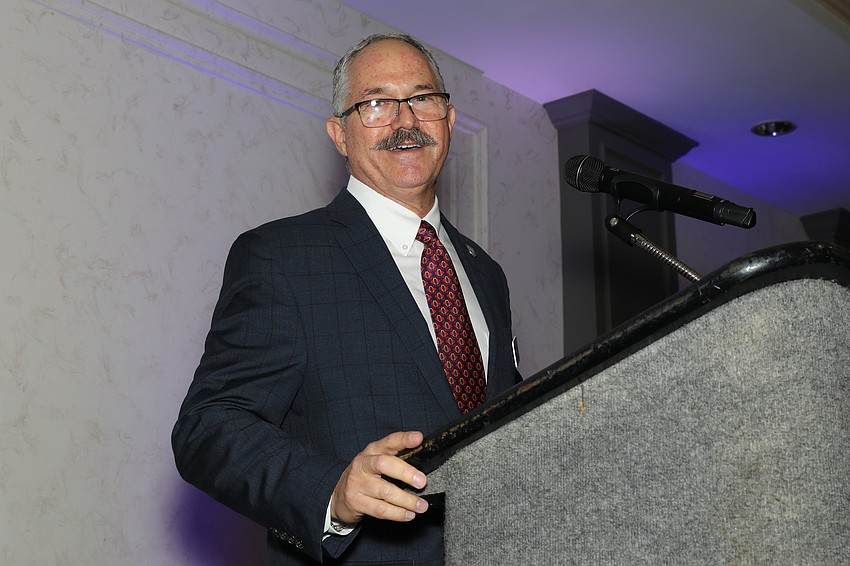 Sarasota Police Department Foundation President Jeff Birnbach welcomes guests at this sold out event with 200 in attendance.
