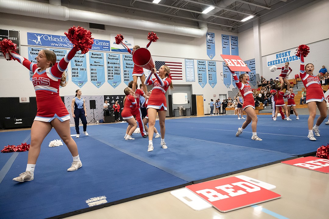 Seabreeze cheerleaders keep their claws up after pinching second at ...