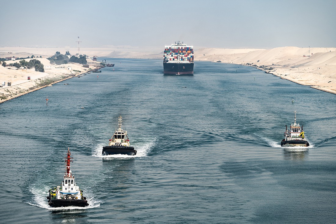 Terrorist attacks have reduced freight passing through the Suez Canal by 45%, according to the United Nations.