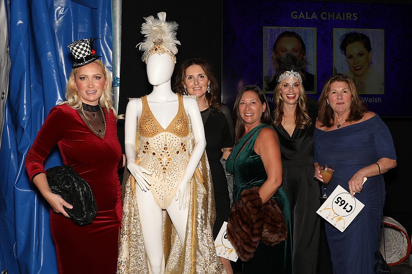 Jillian Titus, Felicia Fisher, Lena Demmick, Keleen Wood and Christine Greaney