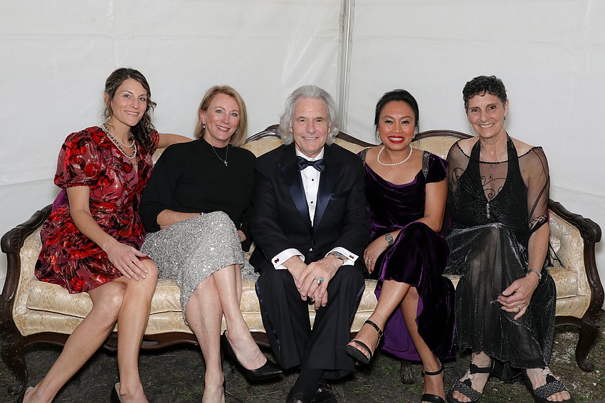 Sailor Circus parents and grandparents Randi Donahue, Terri Saba, and Tolly, Jessie, and Mona Wizenberg.