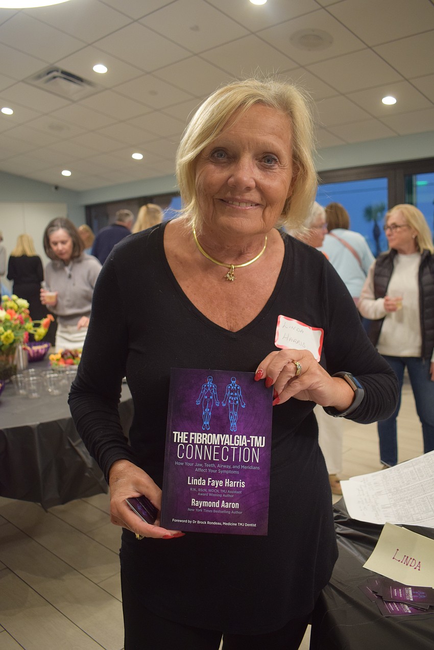 Linda Harris and her book, 