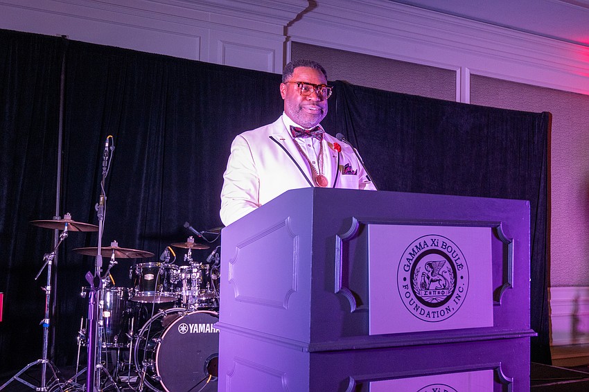 Sire Archon Vincent Foderingham-Gamma Xi Boule