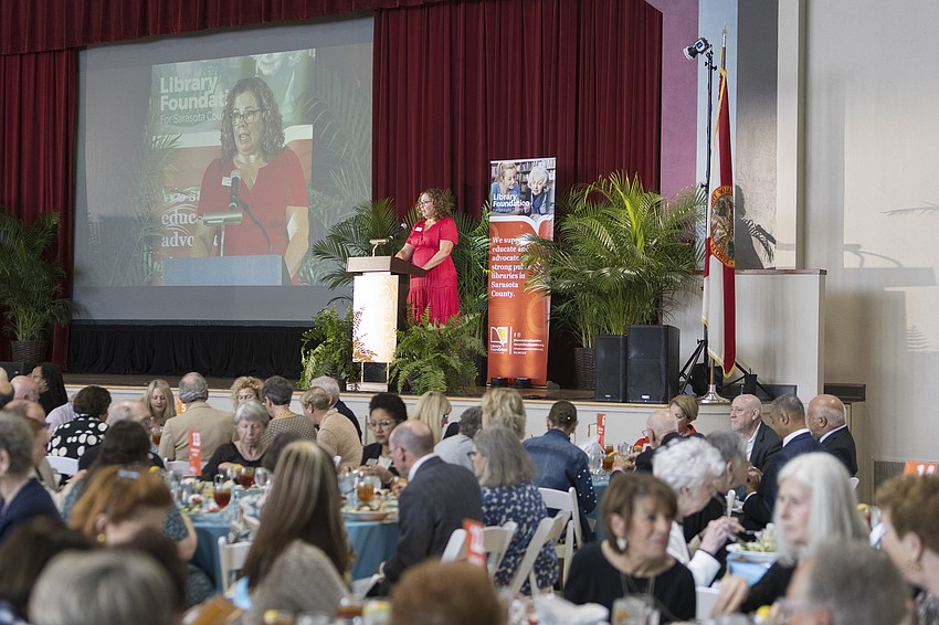 Sarah Karon, chair of the Library Foundation for Sarasota County, welcomes more than 600 attendees.